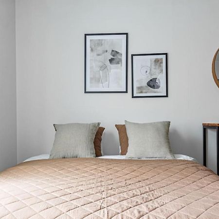 Cheap Stay On Hip Soedermalm - Construction Work สต็อกโฮล์ม ภายนอก รูปภาพ